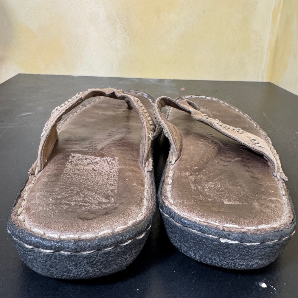 Keen Thong Sandals Womens Size 9.5 Beige Leather Beach Vacation Summer - Picture 6 of 9